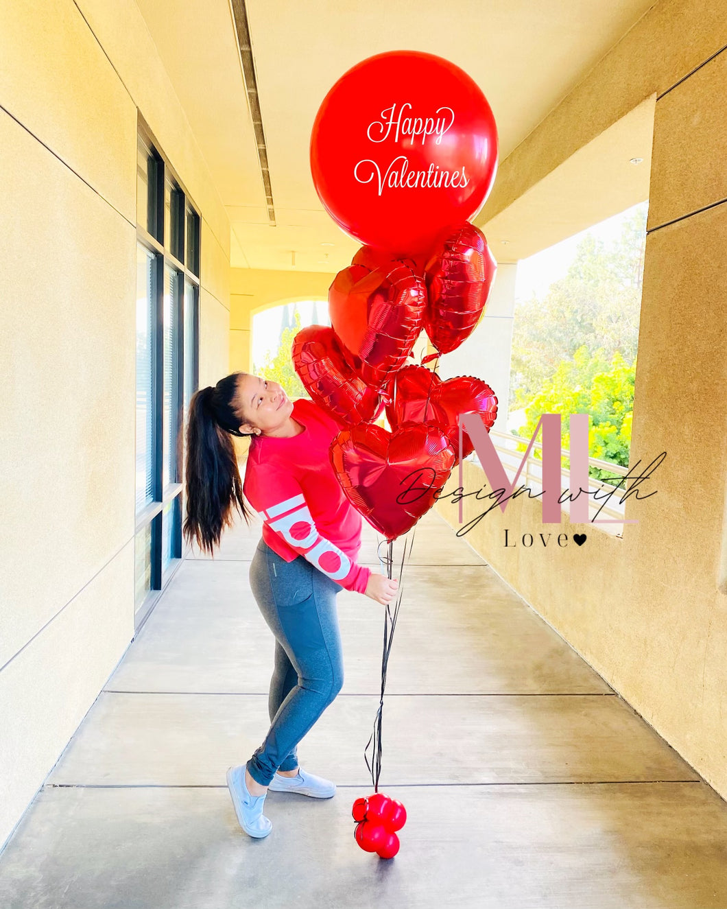 Big Custom Balloon with 5 Heart balloons