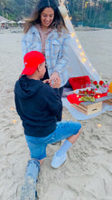 Cargar imagen en el visor de la galería, Beach Picnic
